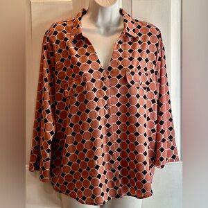 Adrienne Vittadini Patterned Button-Up, V-Neck Collared Blouse (Size XL)